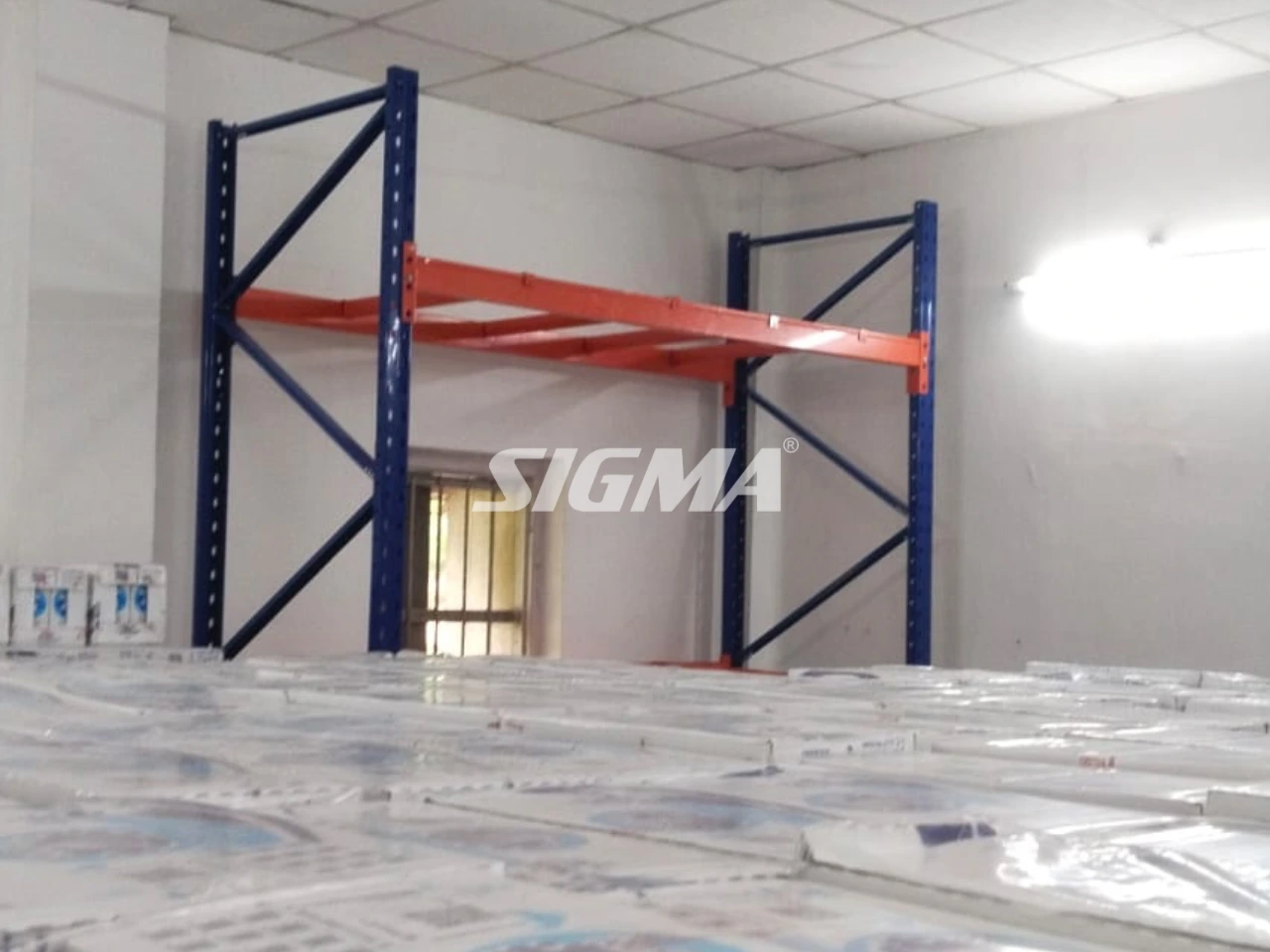 255841801_Heavy-duty-racks-gaya2.webp