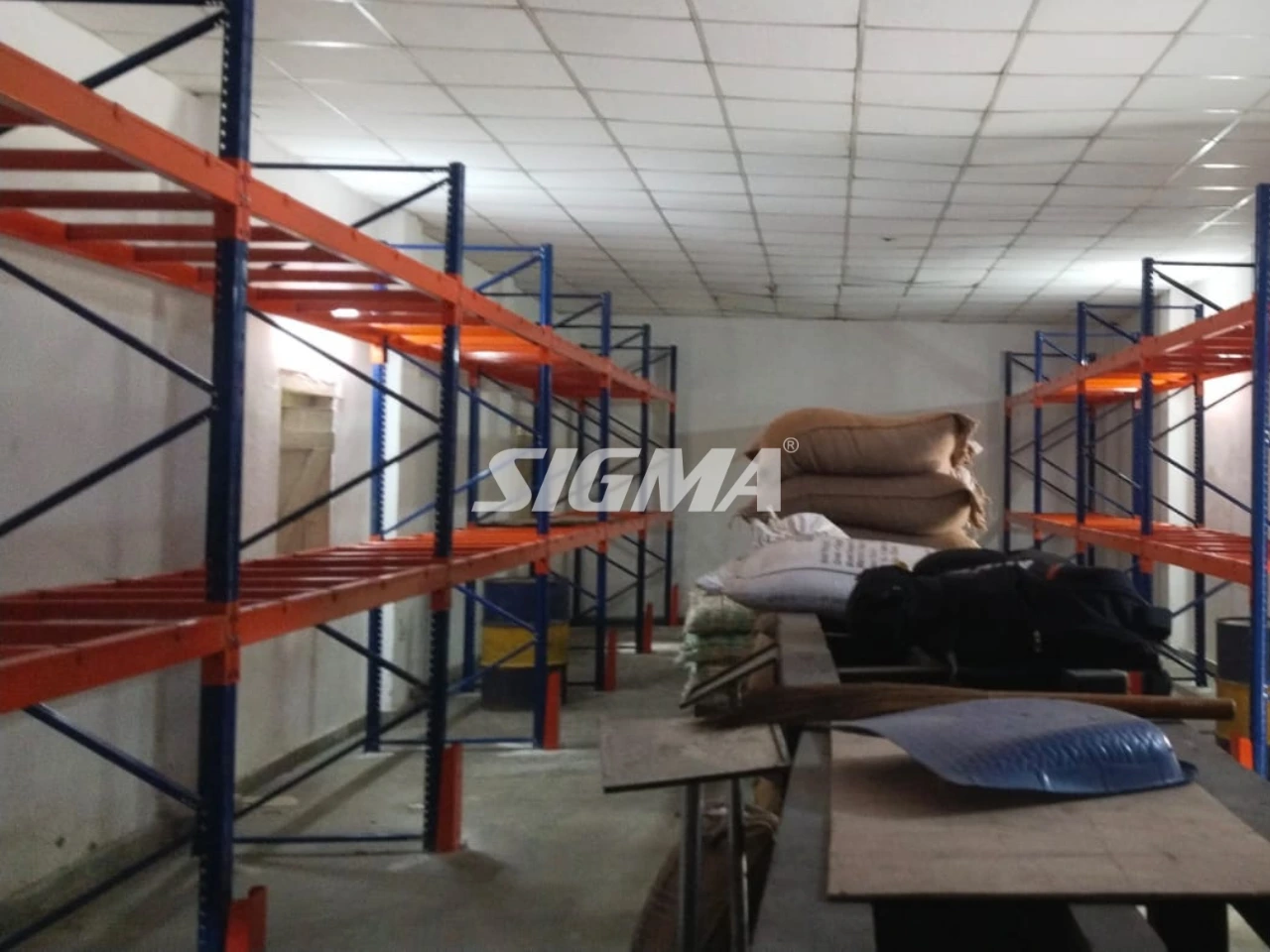 998505298_Heavy-duty-racks-gaya1.webp